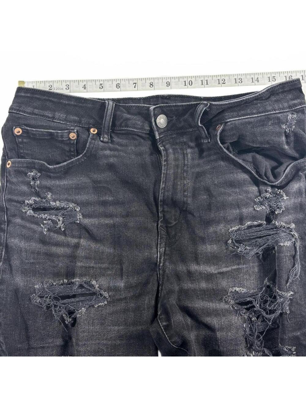 American Eagle Men's AirFlex+ Distressed Denim Short Size 34 - Picture 6 of 8